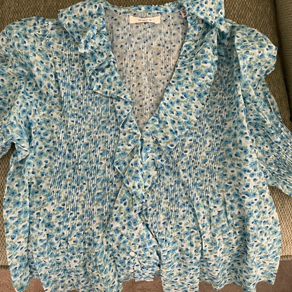 Doen Light Blue Floral Blouse